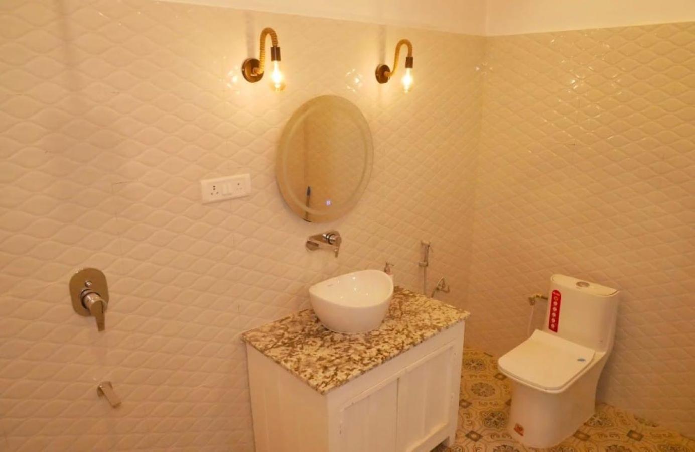 Janki Kunj Varanasi- 3 Room Home מראה חיצוני תמונה
