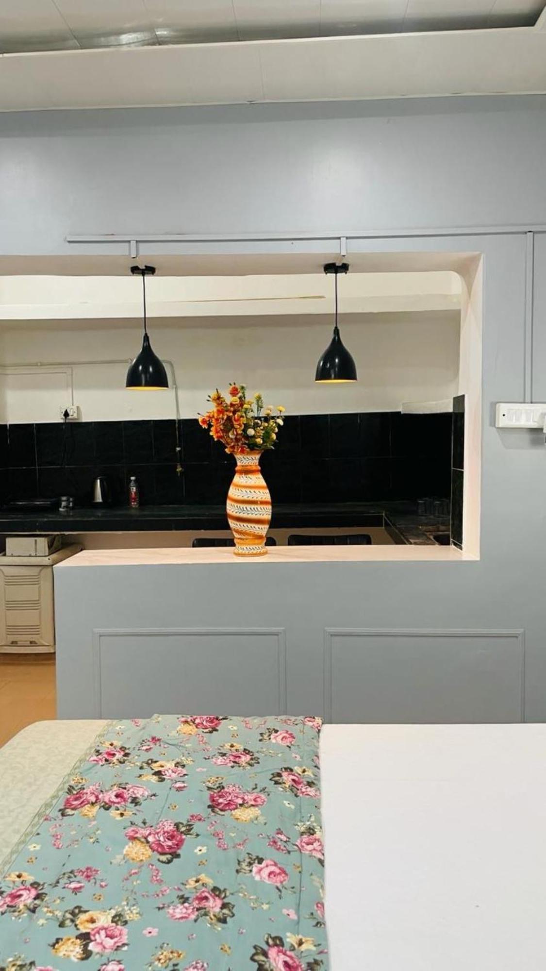 Janki Kunj Varanasi- 3 Room Home מראה חיצוני תמונה